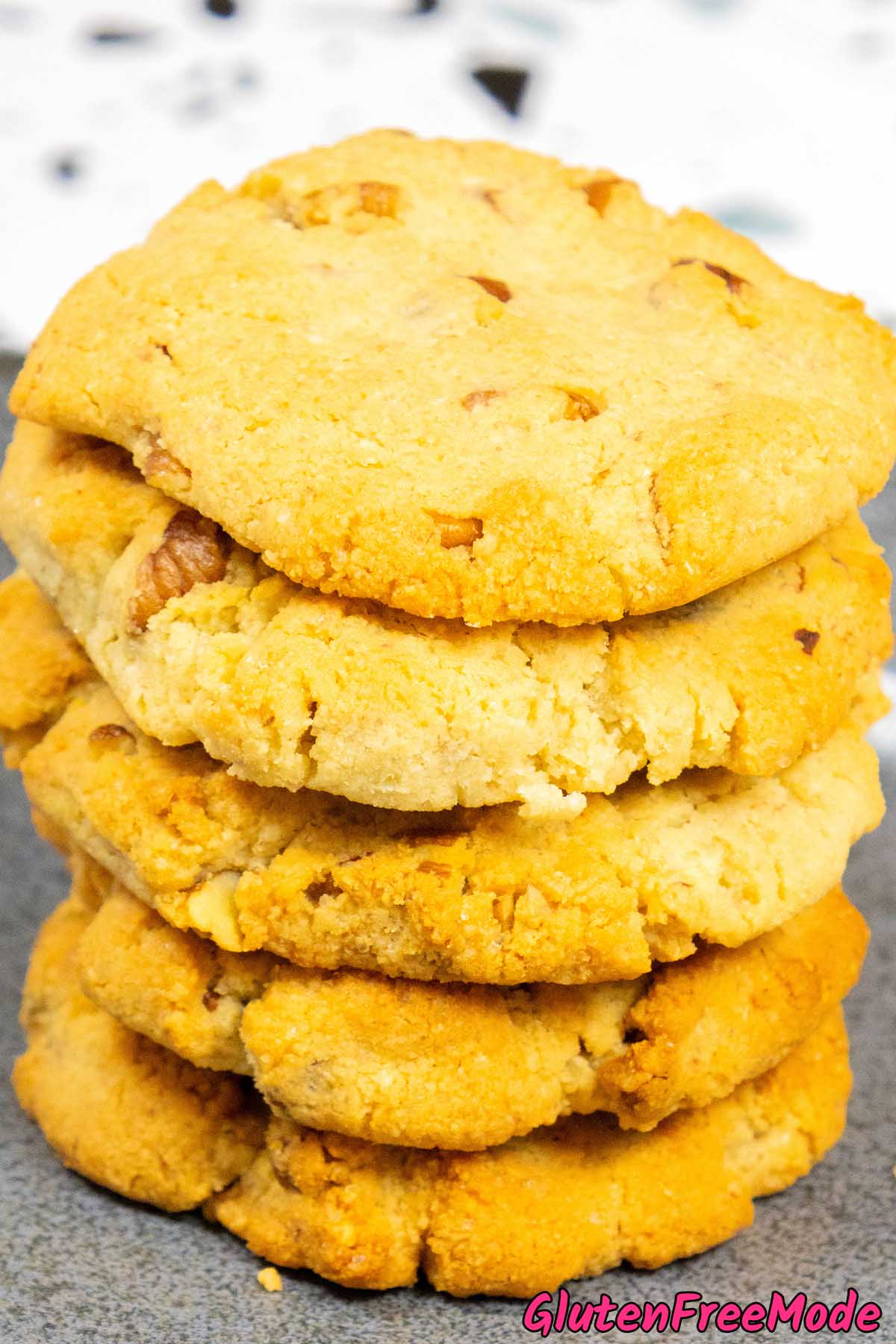 Almond Flour Pecan Cookies