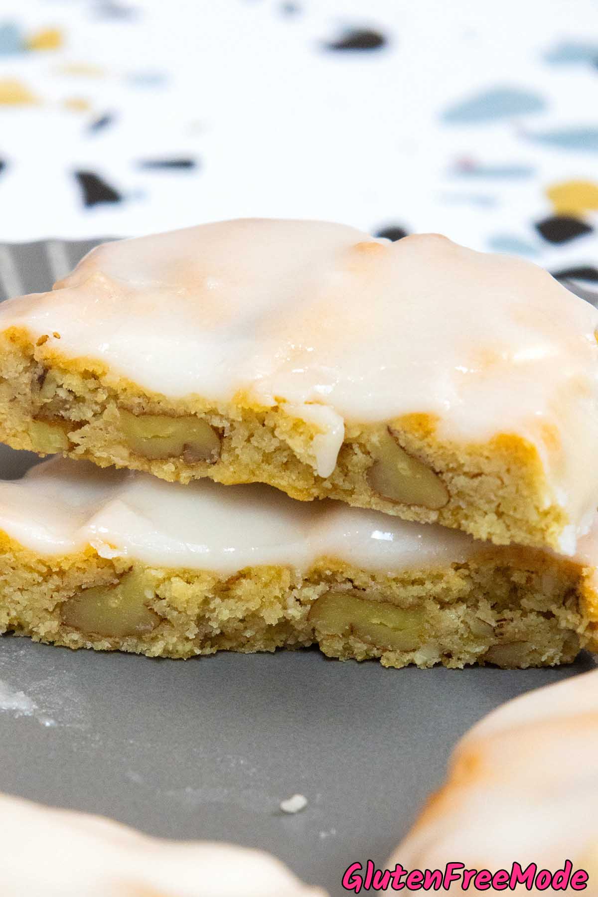 Gluten Free Pecan Cookies With Vanilla