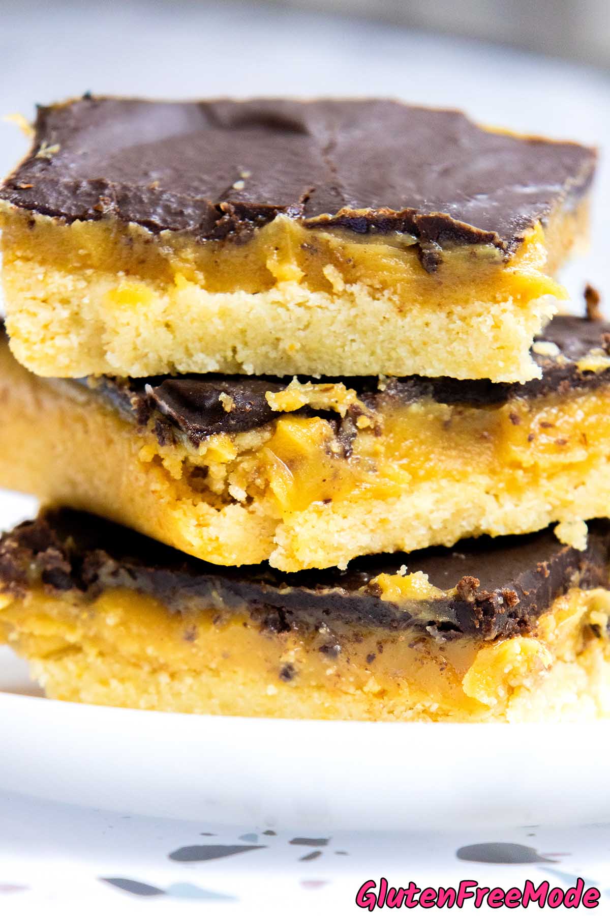 Peanut Butter Caramel Bars