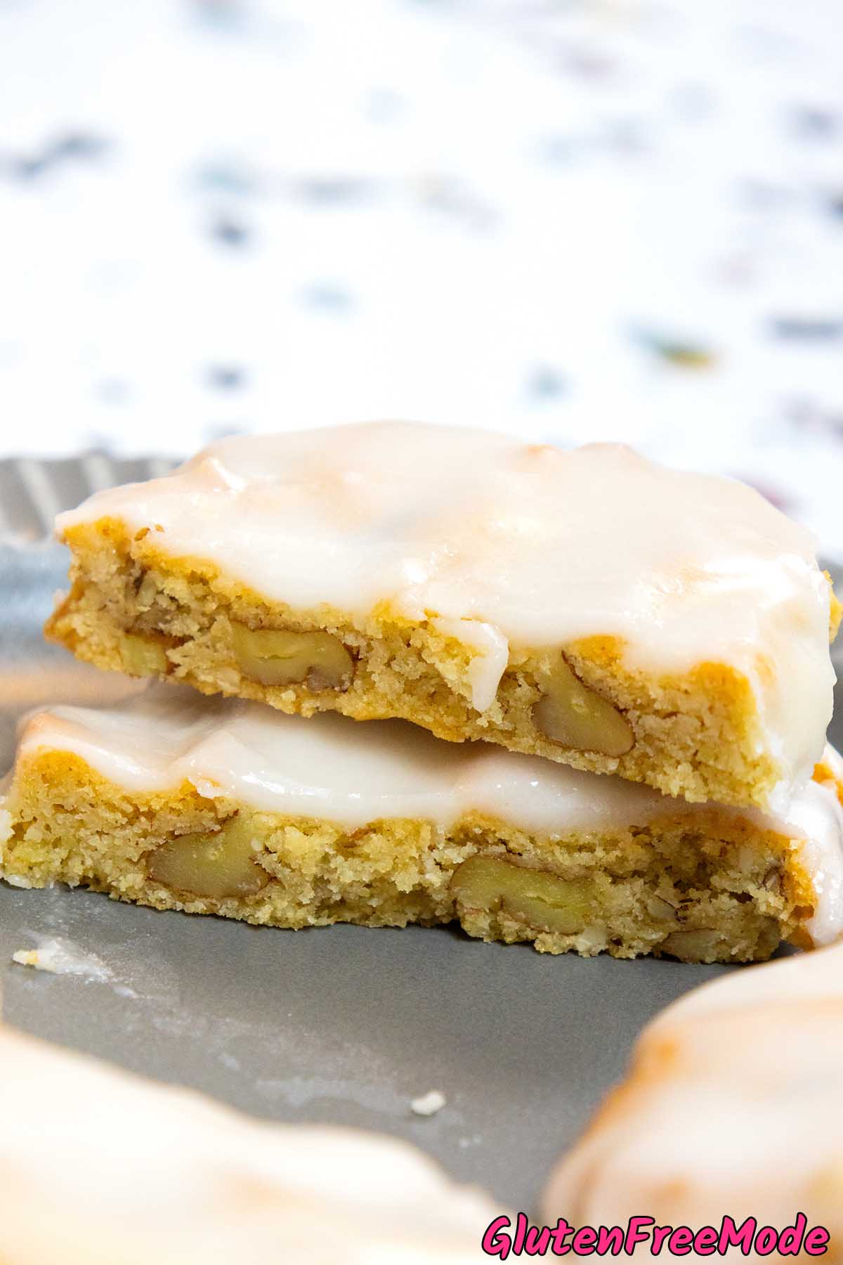 Vanilla Pecan Cookies