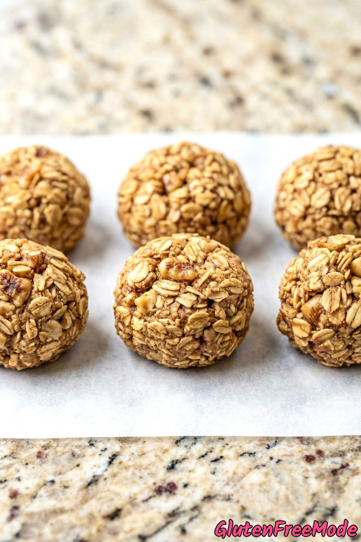 Satisfying gluten free apple cinnamon bites