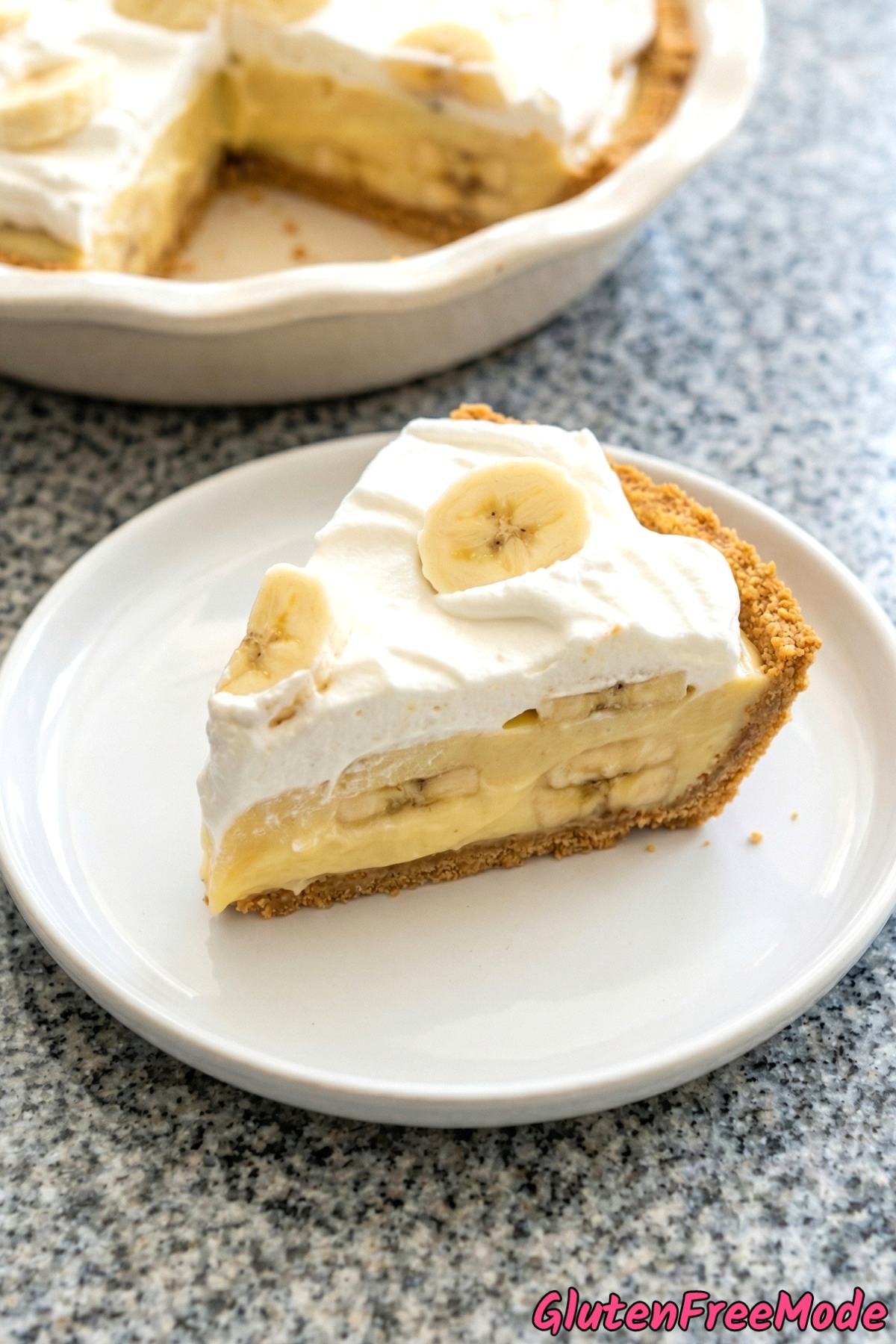 Velvety gluten free banana cream pie
