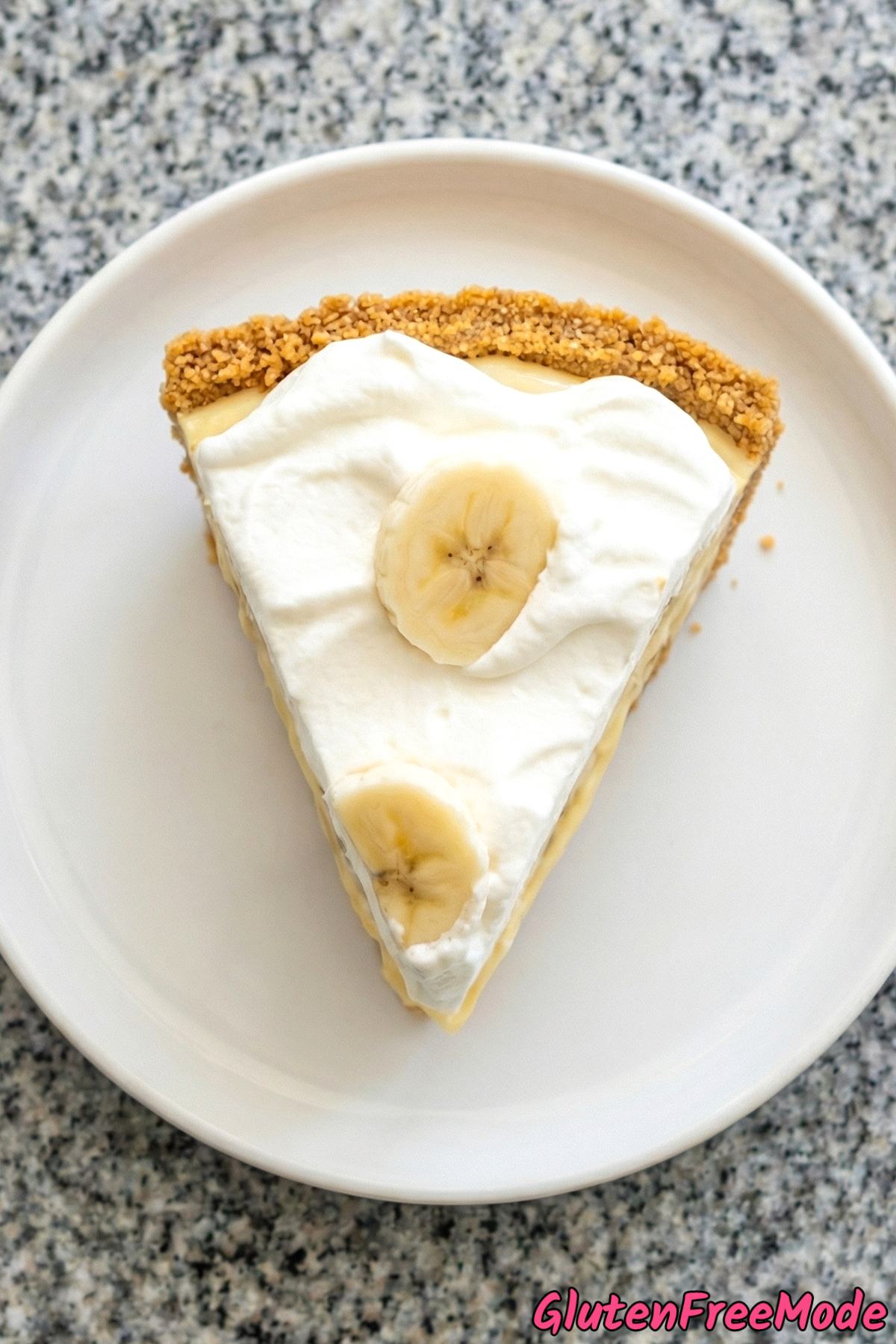 Classic gluten free banana cream pie