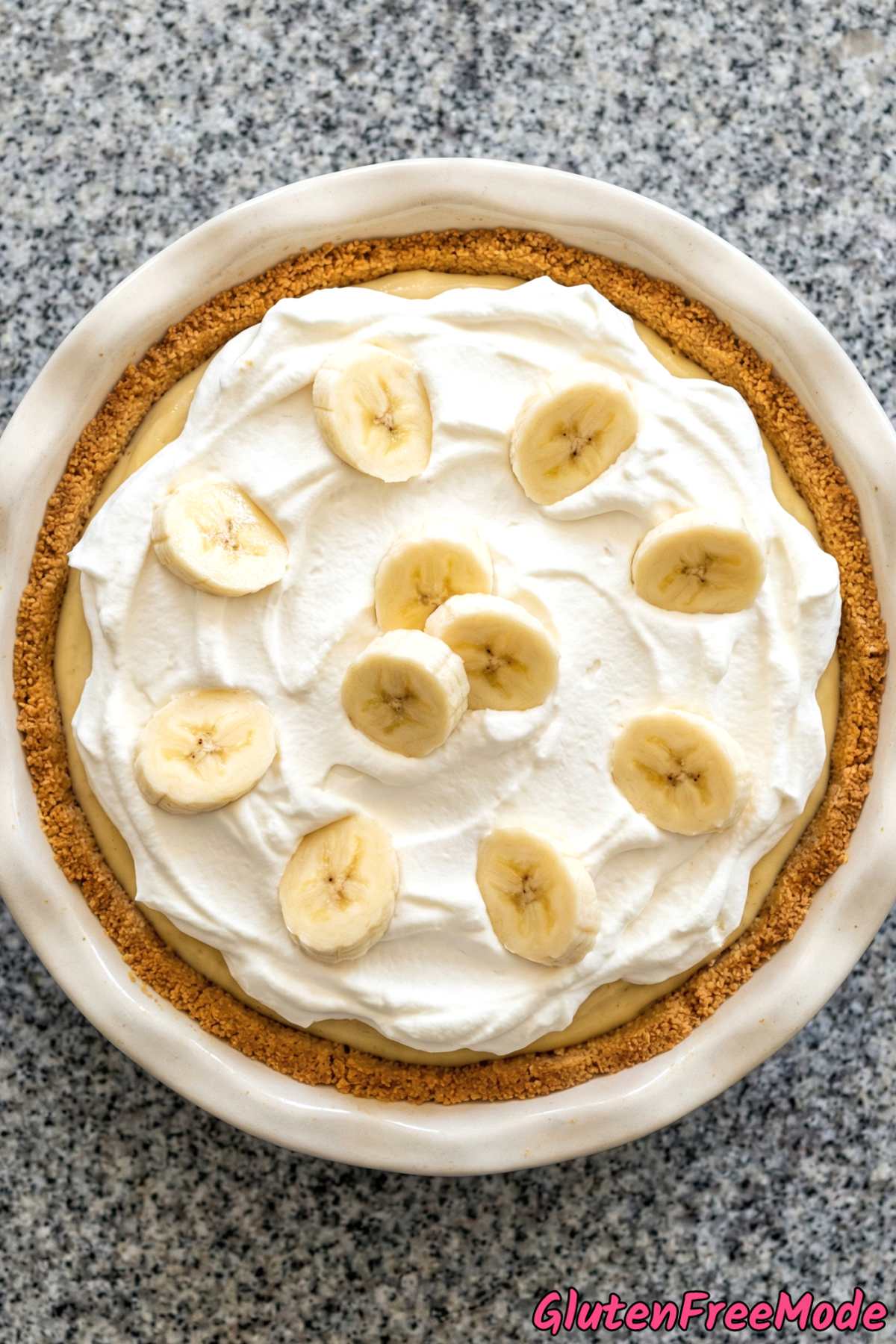 Decadent gluten free banana cream pie