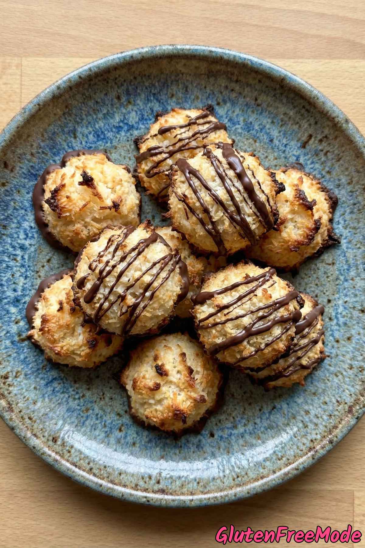 Toasted gluten free coconut macaroons
