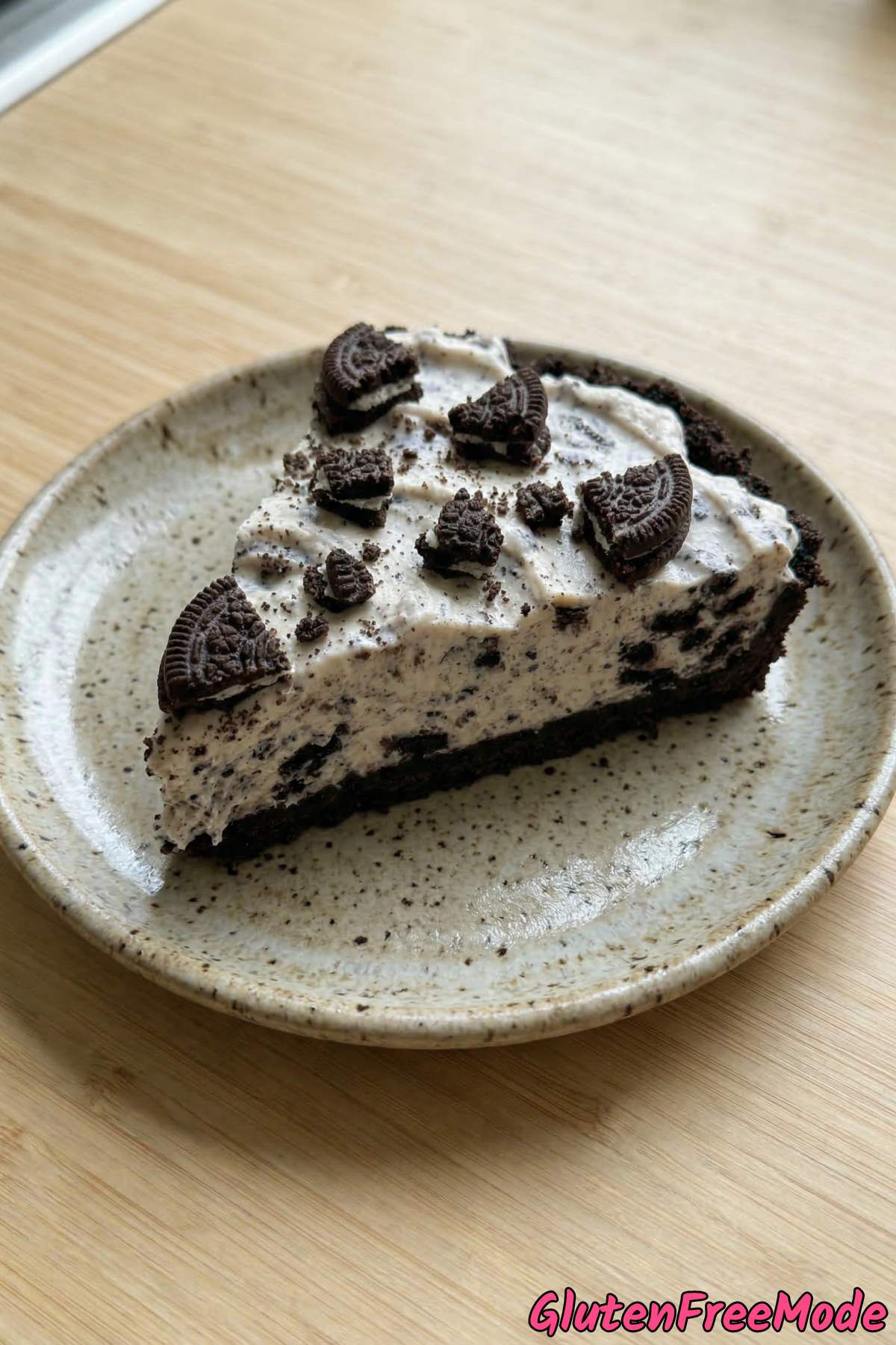Stunning gluten free cookies and cream pie
