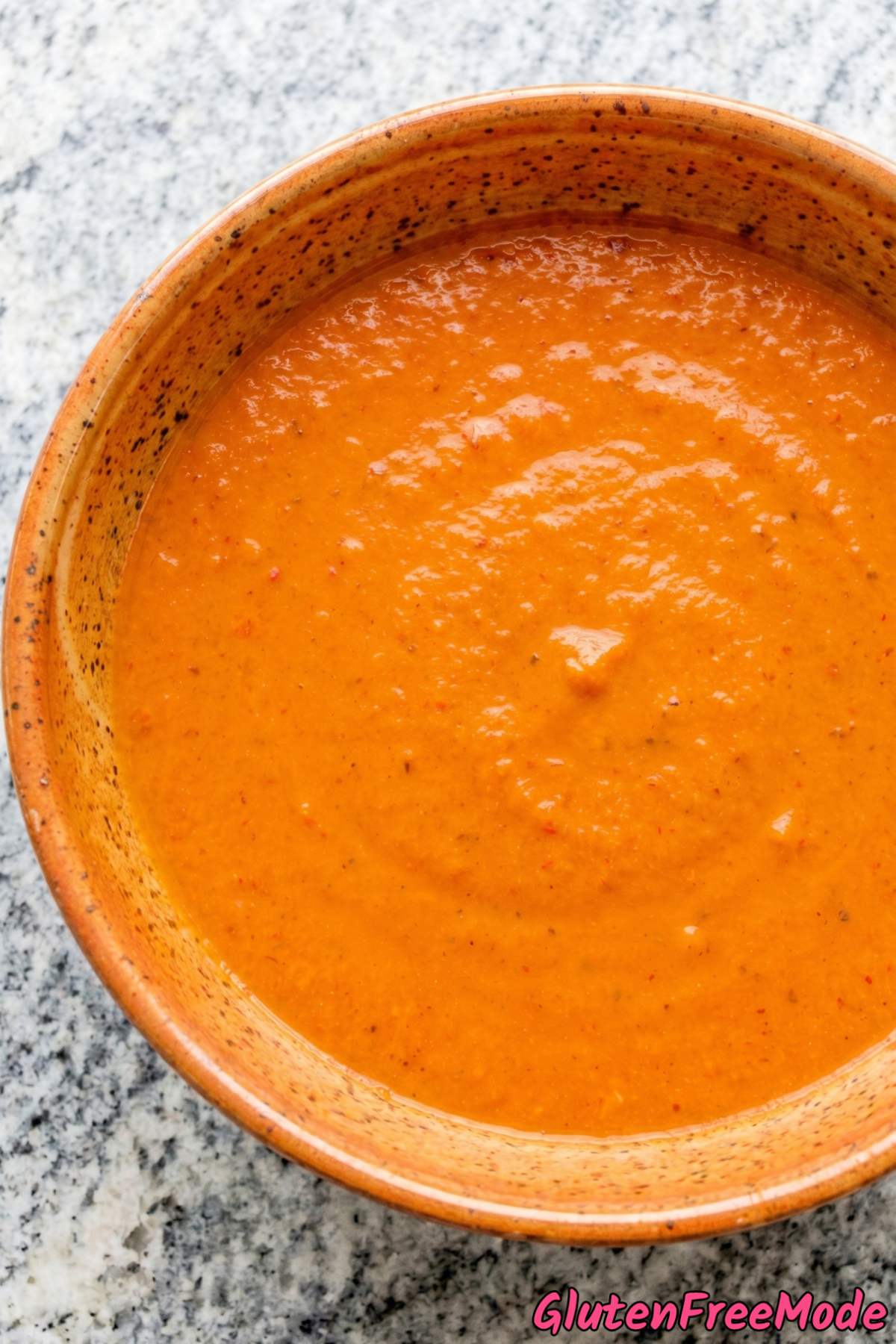 Smooth gluten free tomato basil soup