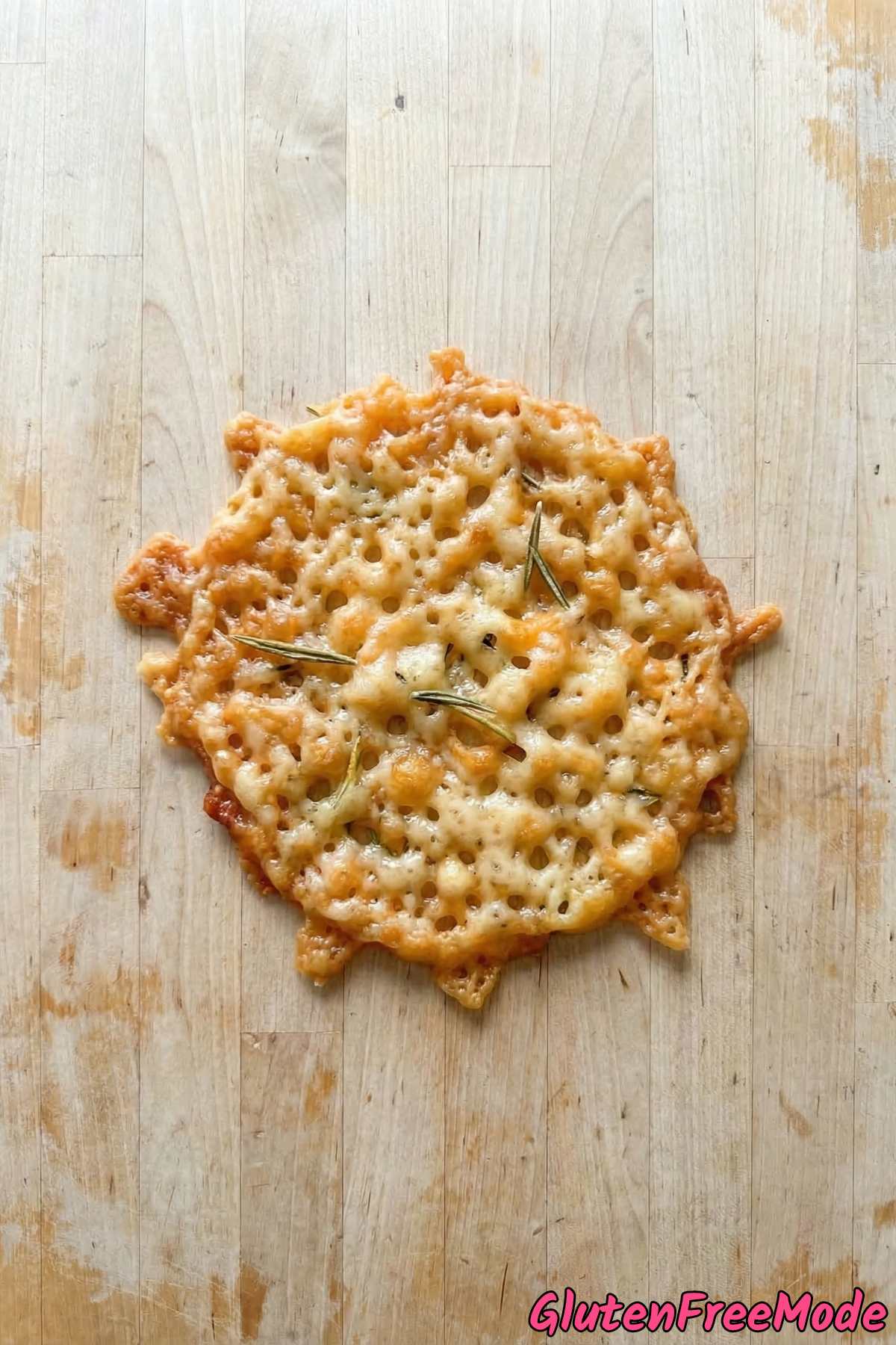 Flavorful gluten free crunchy cheese crisps