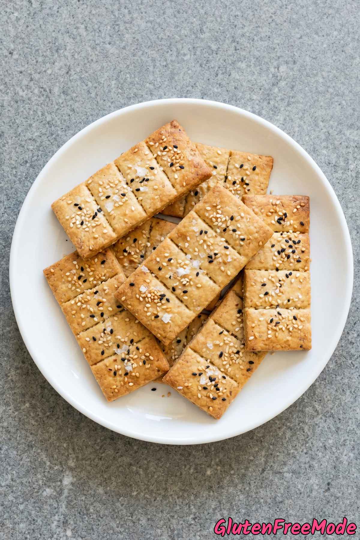 light and crispy tahini crackers