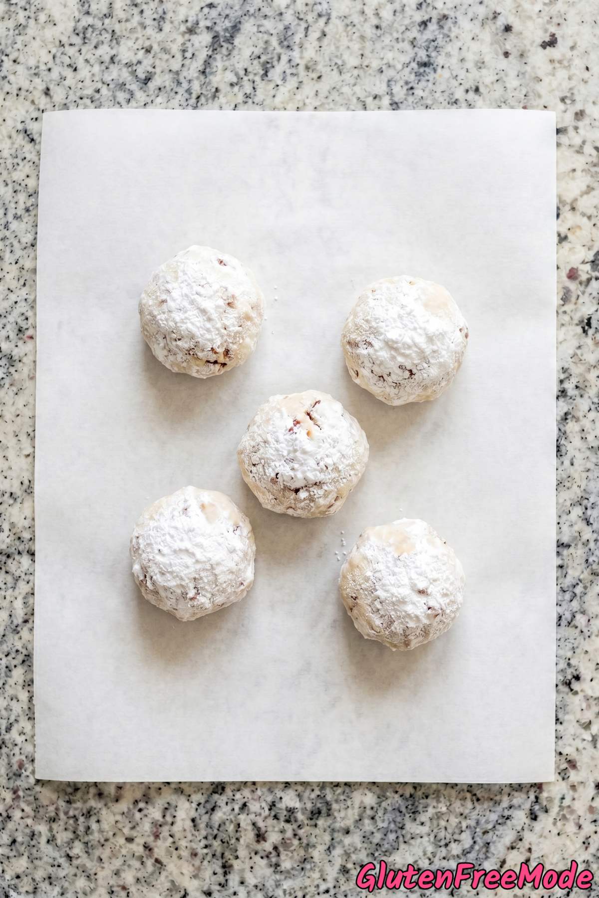 Melt-in-your-mouth gluten free wedding cookies