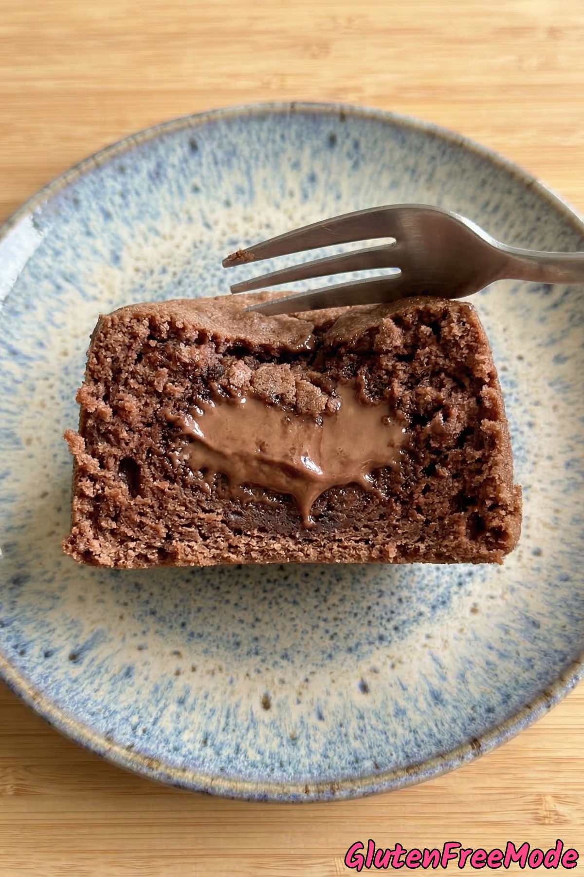 Irresistible gluten free Nutella mug cake