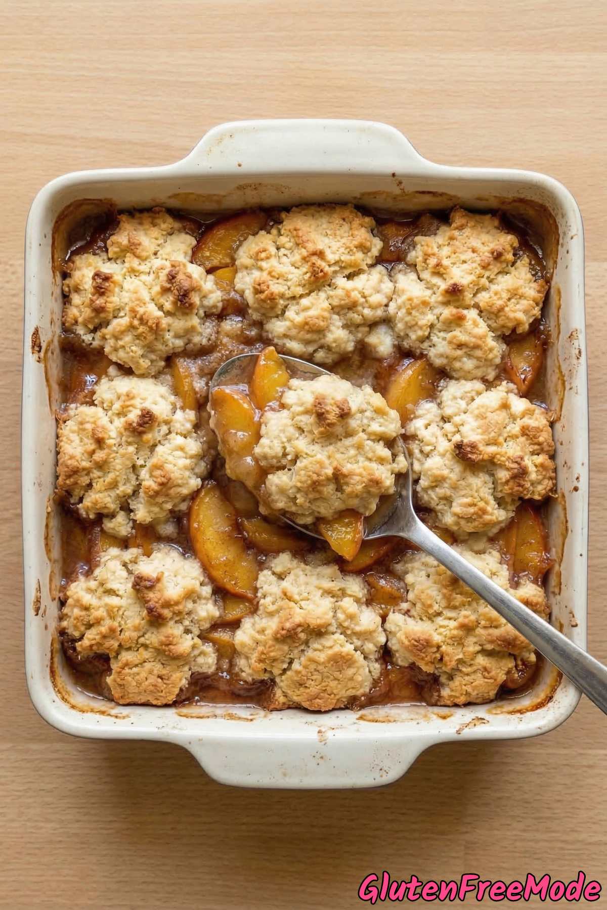 Buttery gluten free peach cobbler