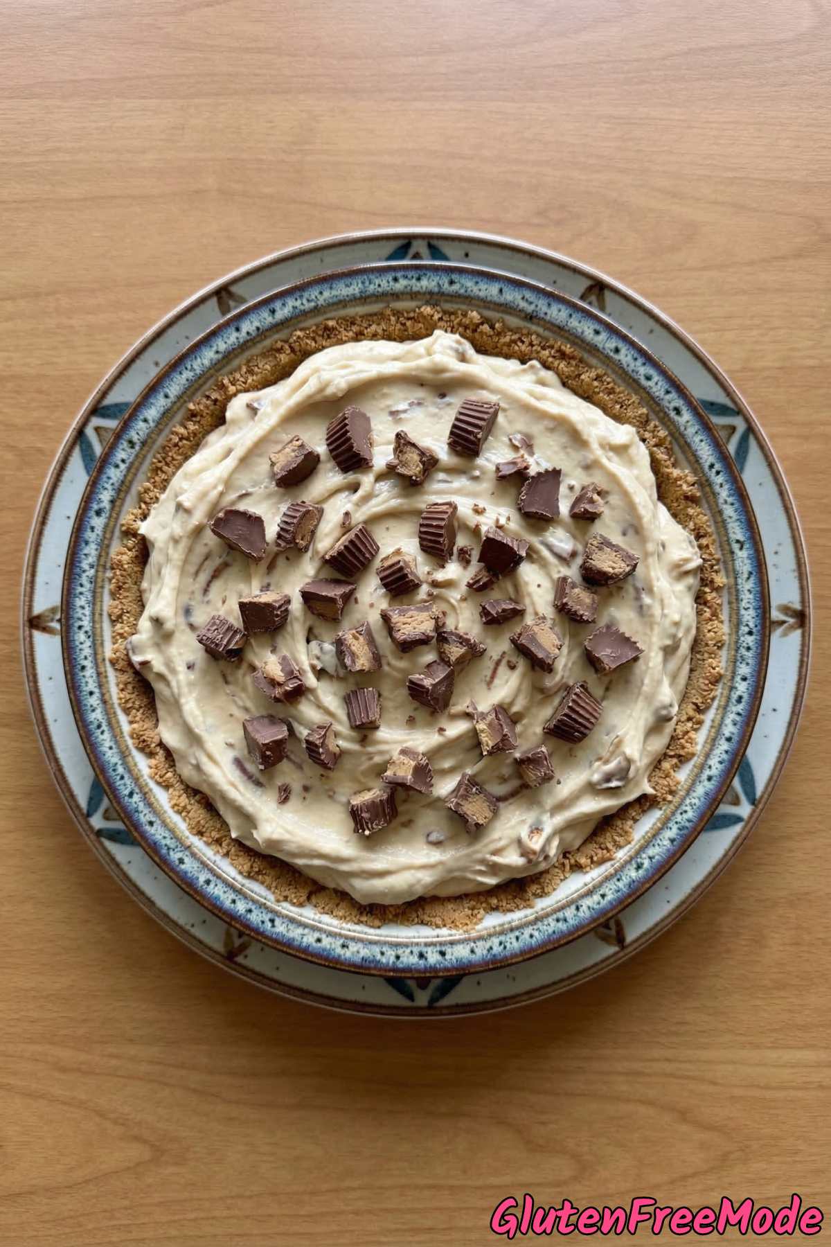 Creamy gluten free peanut butter cup pie