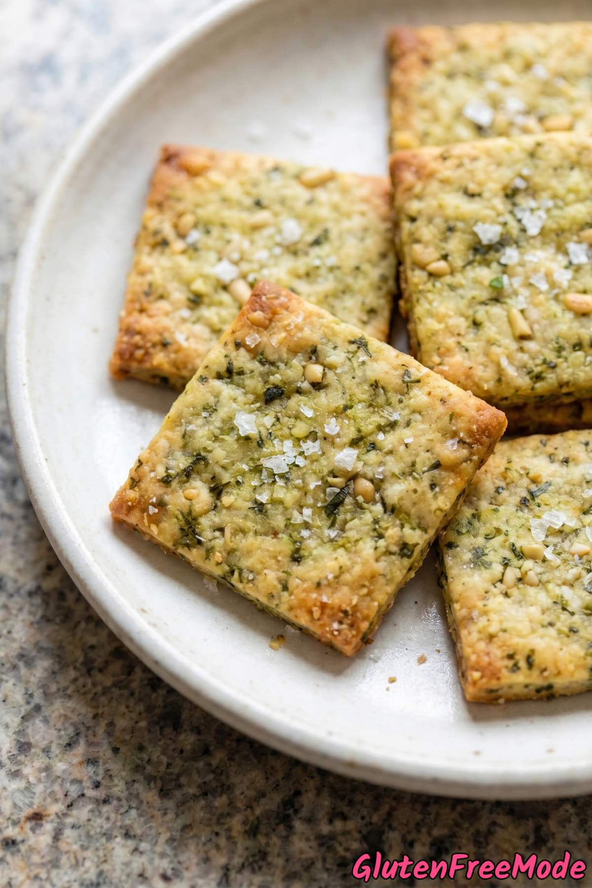 easy gluten free pesto parmesan crackers