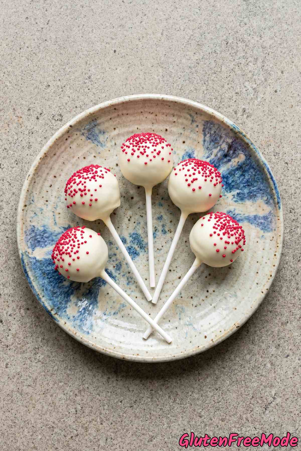 Irresistible gluten free red velvet cake pops
