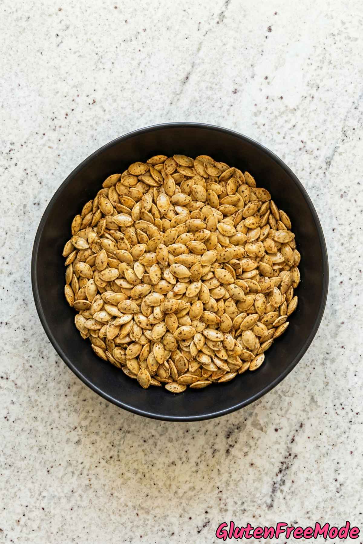 Seasoned gluten free roasted pumpkin seeds