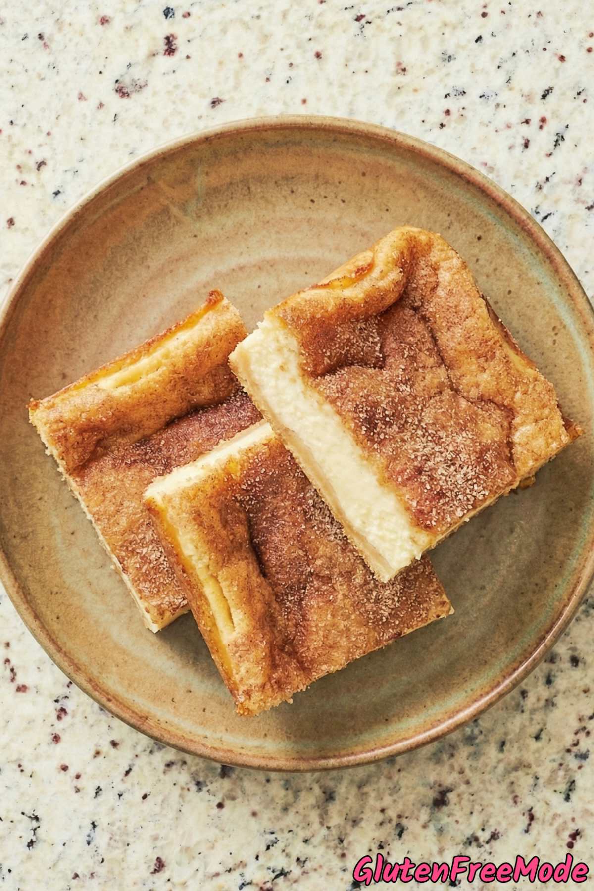 Fluffy gluten free sopapilla cheesecake bars