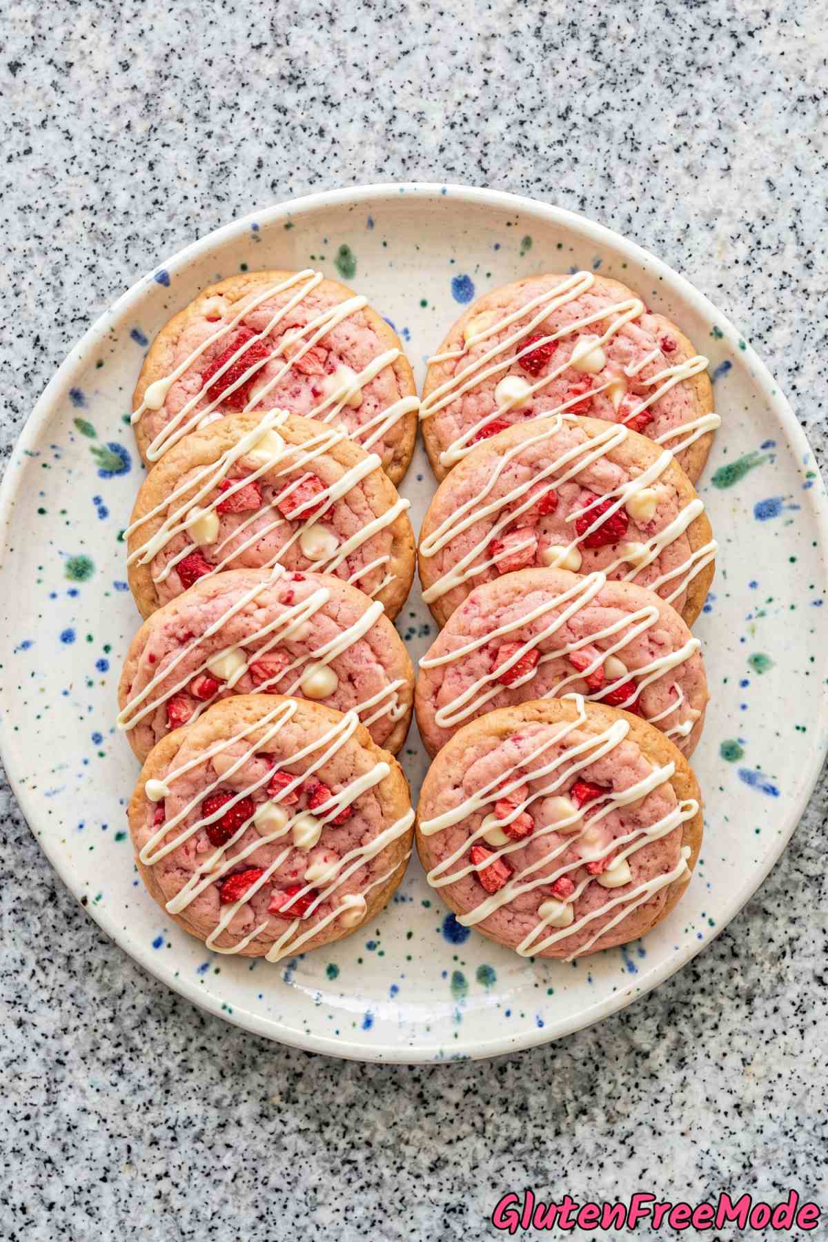 Easy gluten free strawberry cheesecake cookies
