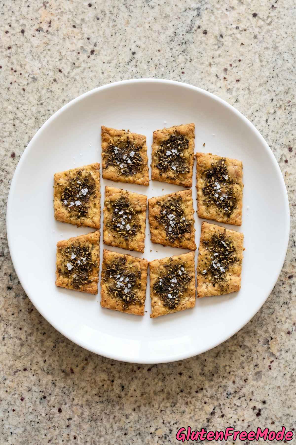 aromatic olive oil zaatar crackers