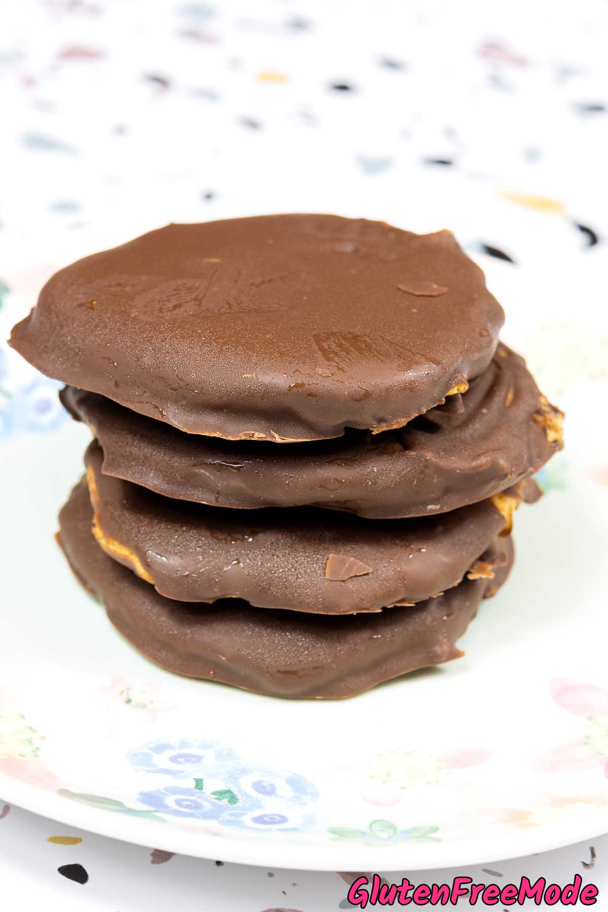 Gluten Free Peanut Butter Cookies (No Bake)