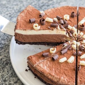 Gluten Free No Bake Chocolate Mousse Cake
